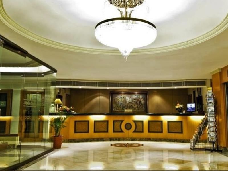 Berjaya Makati Hotel Makati City Екстериор снимка